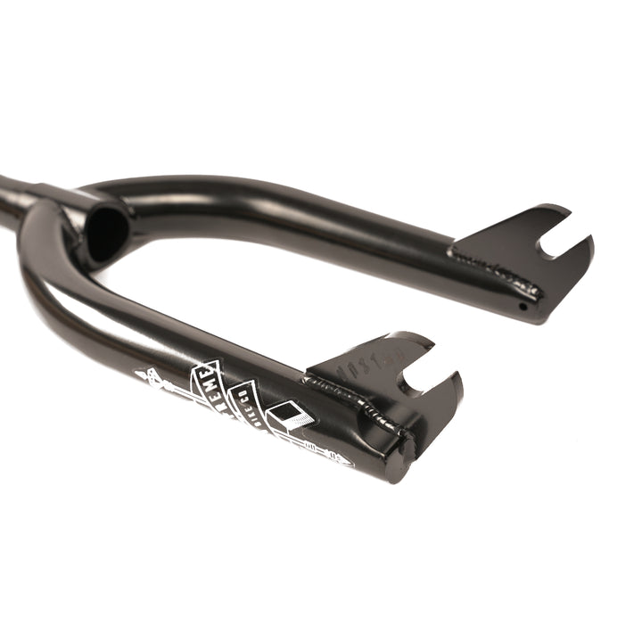 Supreme 16" V2 Forks Black 28mm Offset
