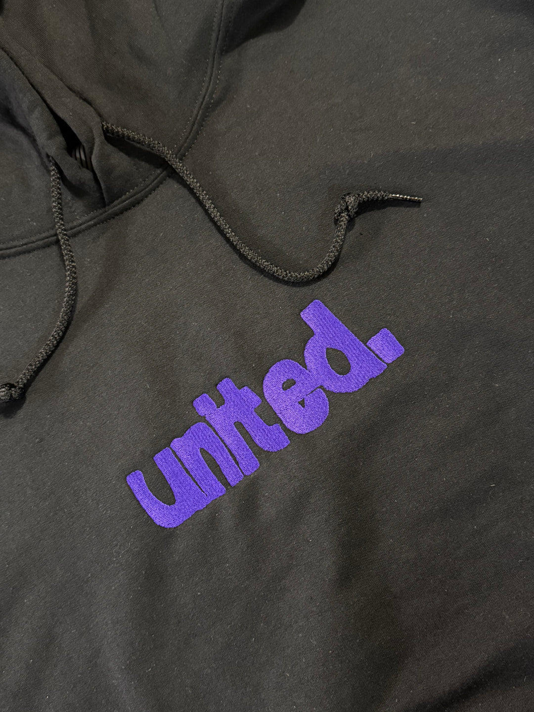 United Coastin Hooded Sweat Black/Purple